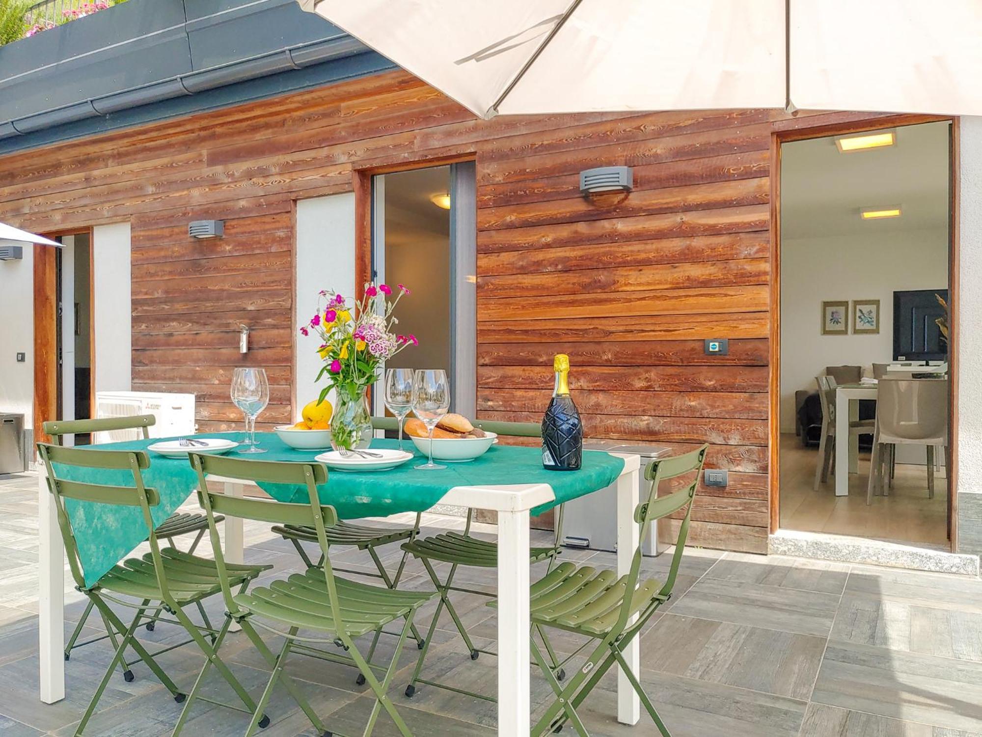 Dascio Emotion Ferienwohnung Mit Terrasse Am See Exterior photo