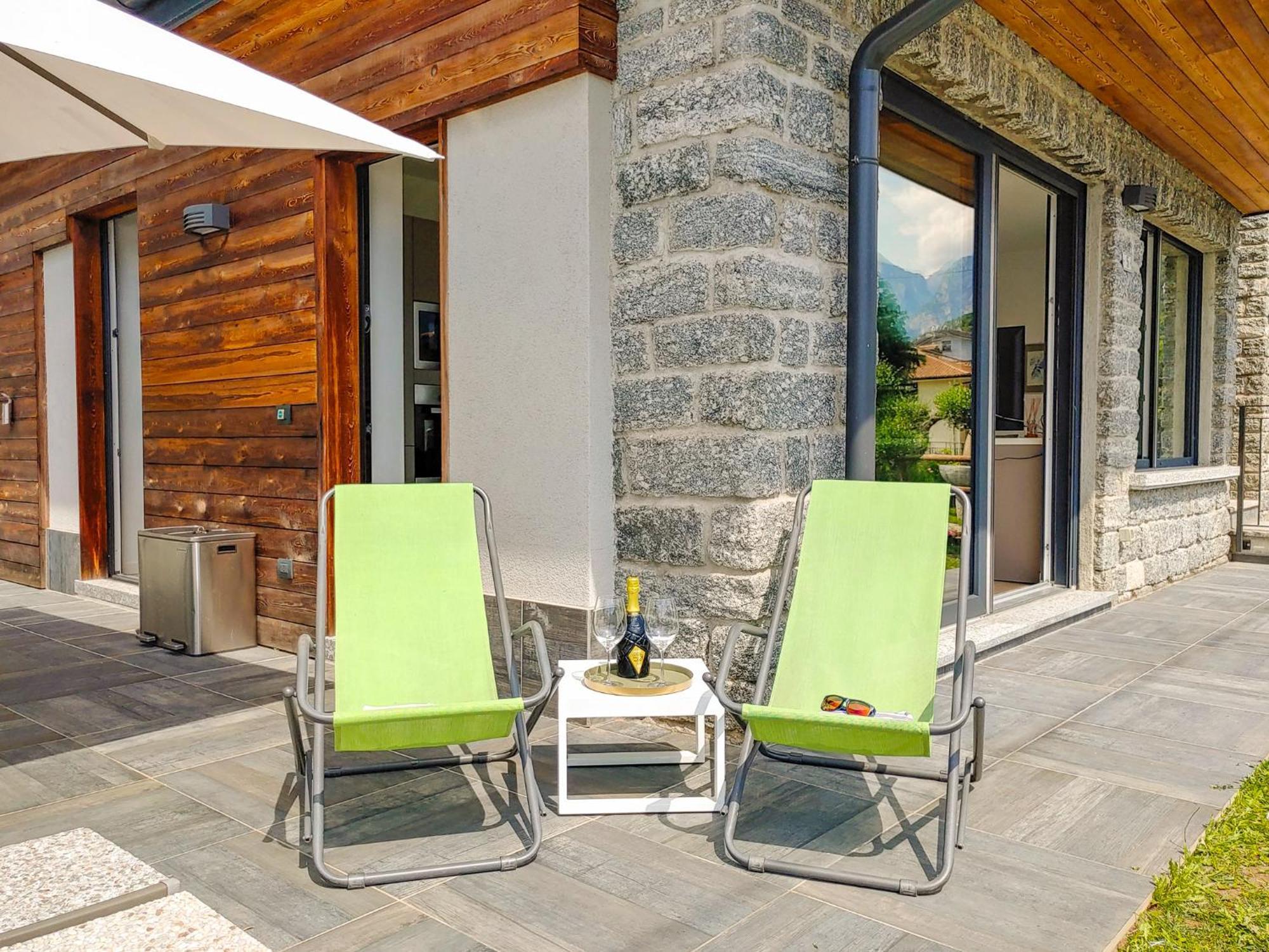 Dascio Emotion Ferienwohnung Mit Terrasse Am See Exterior photo